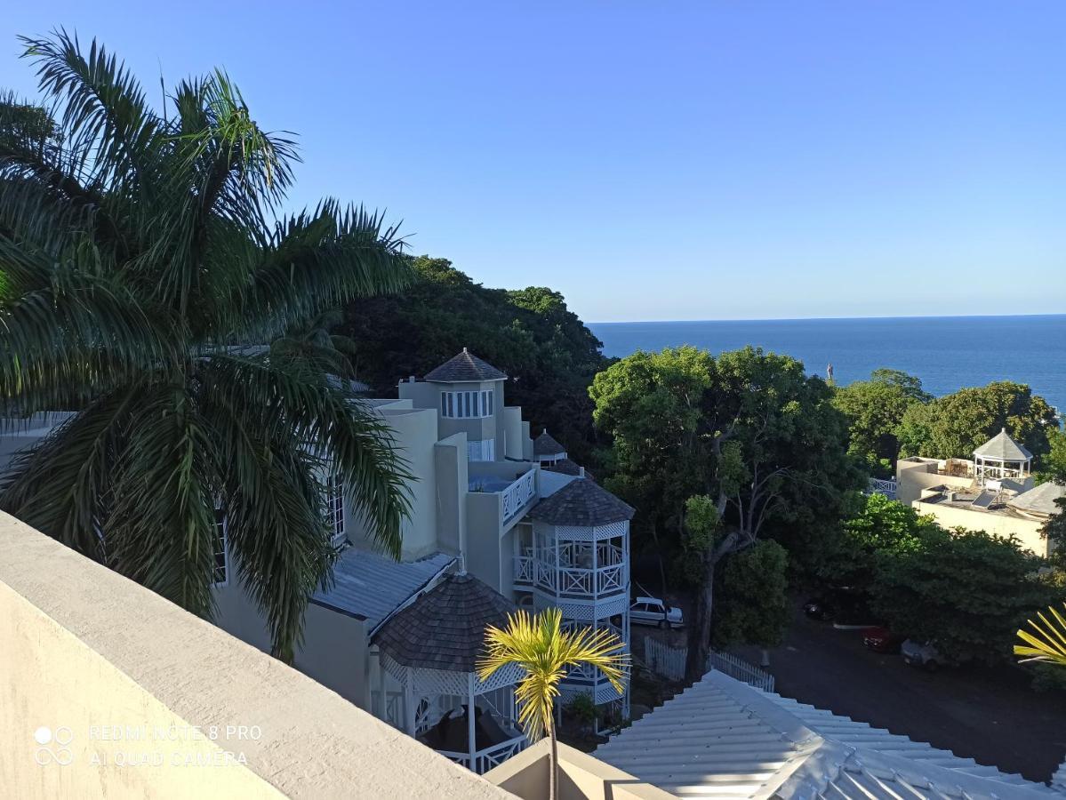 Columbus Heights Apt 26 F Очо-Ріос Екстер'єр фото