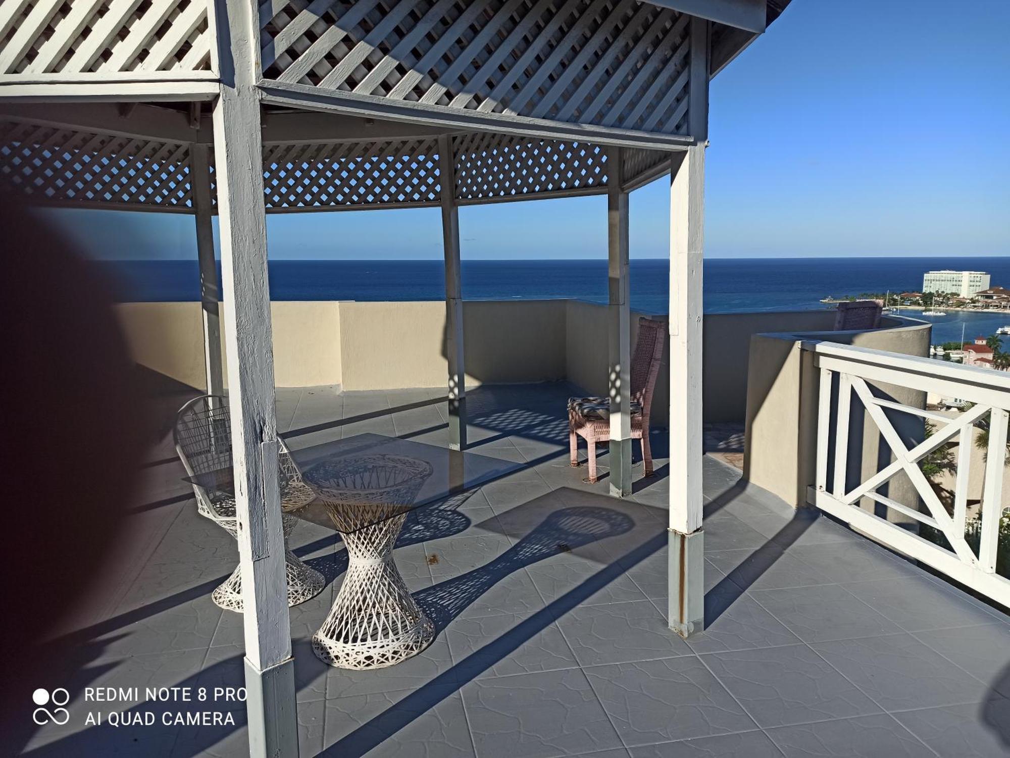Columbus Heights Apt 26 F Очо-Ріос Номер фото